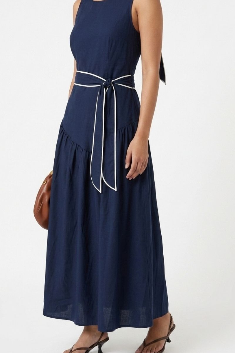 Vestido Midi Clássico Alça Larga