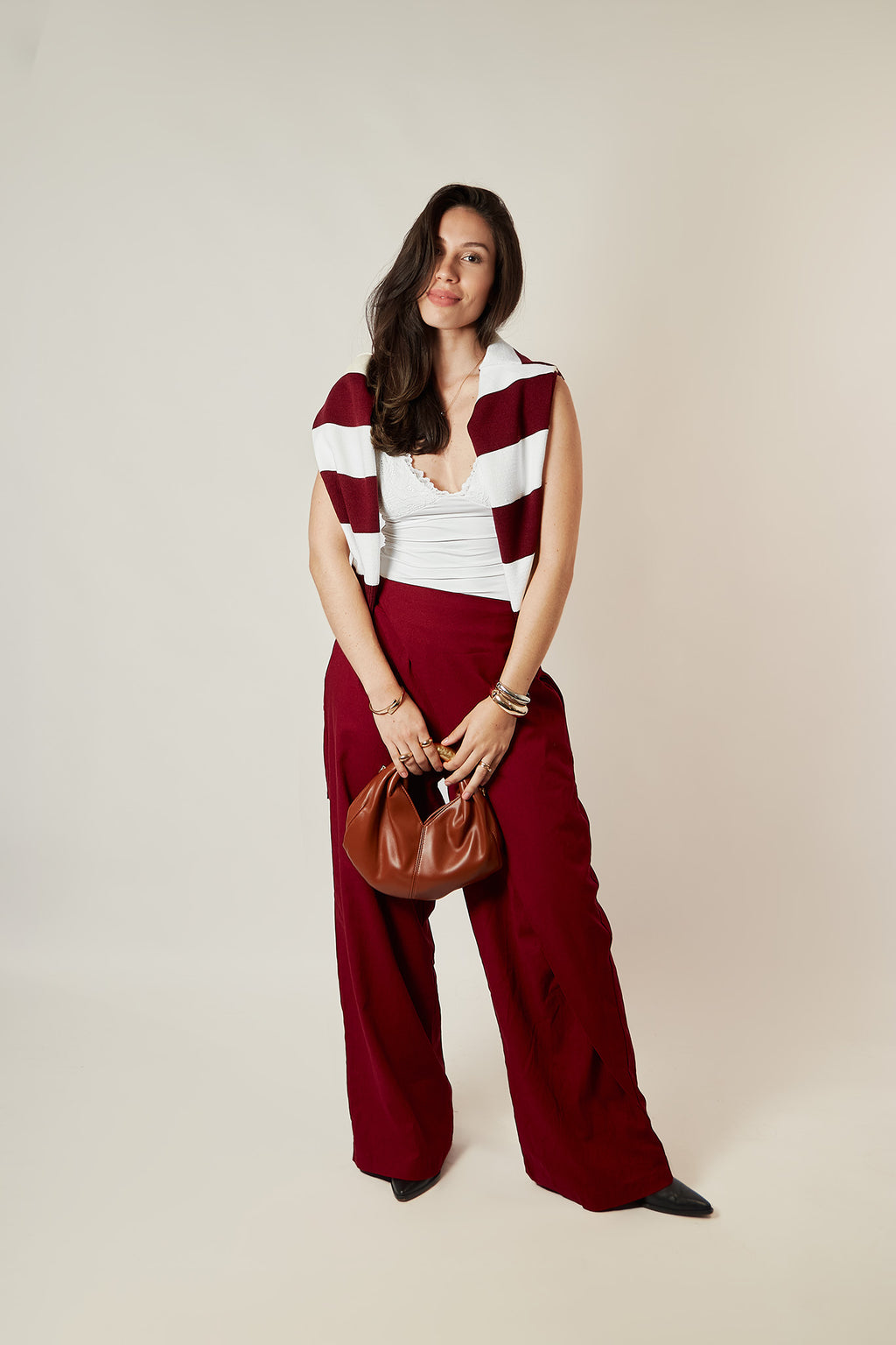 Calça Pantalona transpasse fivela