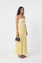 Vestido Midi Clássico Básico